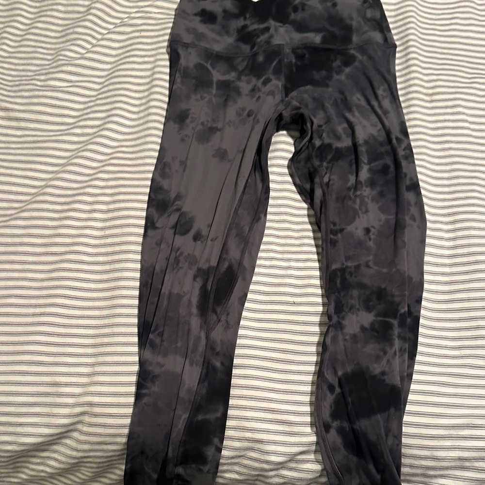 Black Tie-Dye Leggings